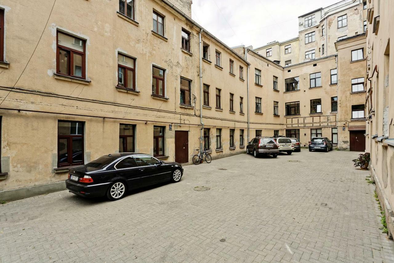 Ferienwohnung Riga Silent Center Boutique Apt. +Free Parking Exterior foto